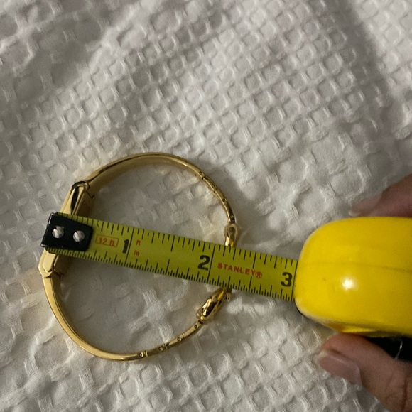 Gucci women’s watch - Picture 10 of 13